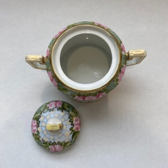 Vintage hand painted Nippon Lidded pot. Japan. Excellent condition. - Picture 5 of 11